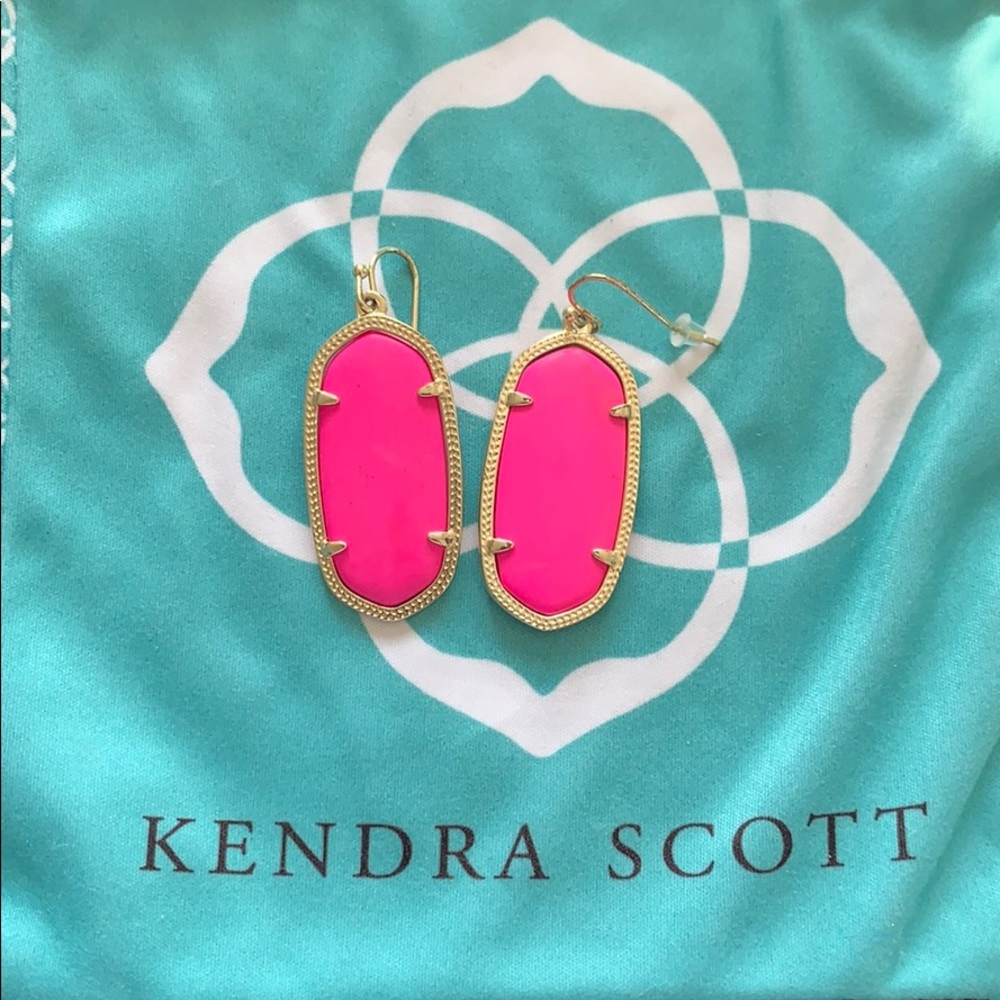Kendra Scott Elle Earrings Magenta